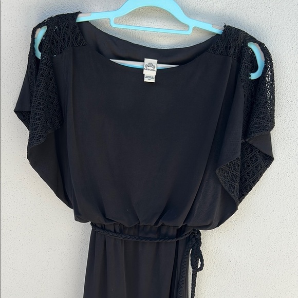 Chic Black Dress with Lace Trim by Sangria Size 10 - Picture 4 of 6